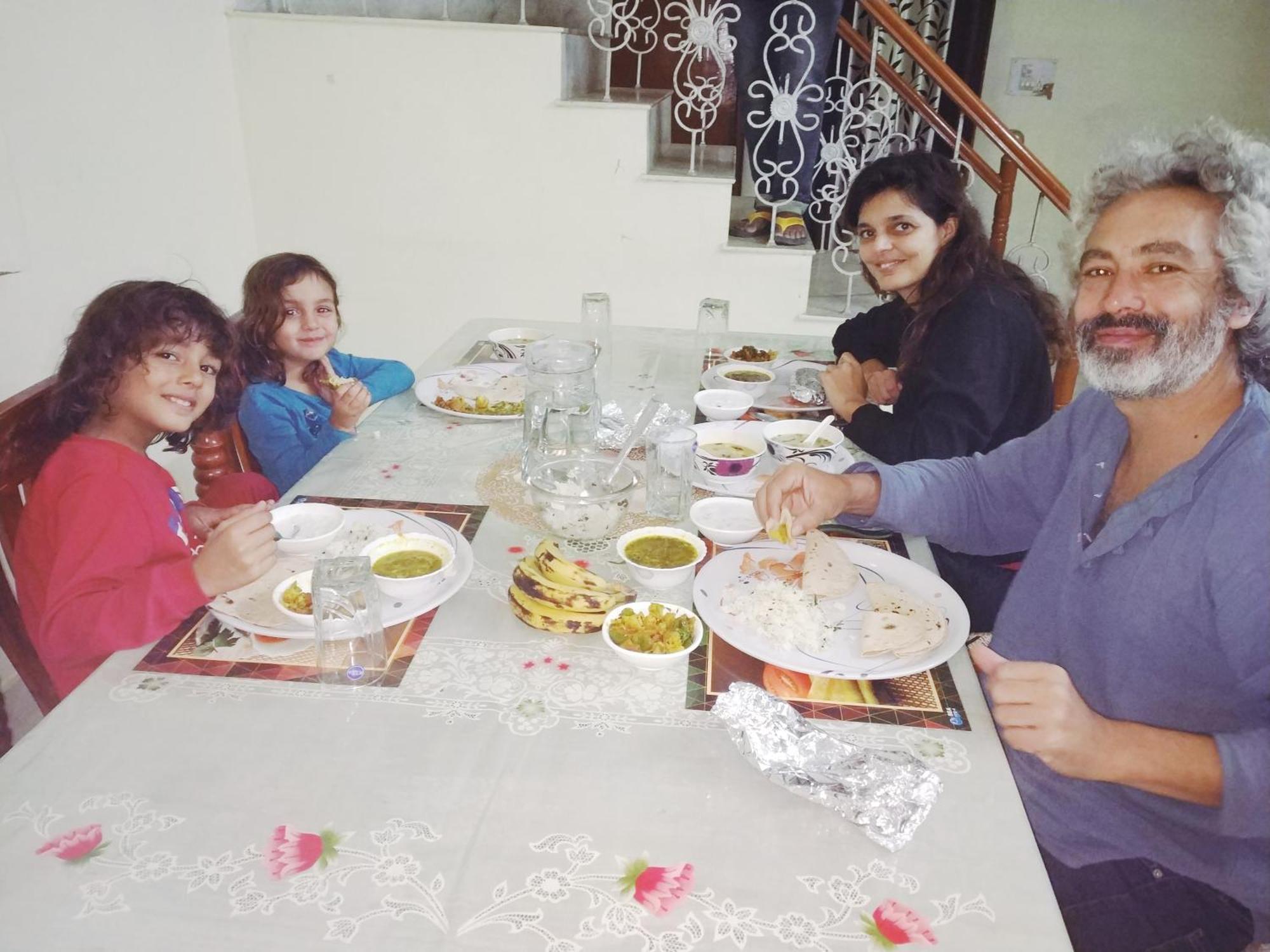 Pratibha Home Stay Jabalpur Eksteriør bilde