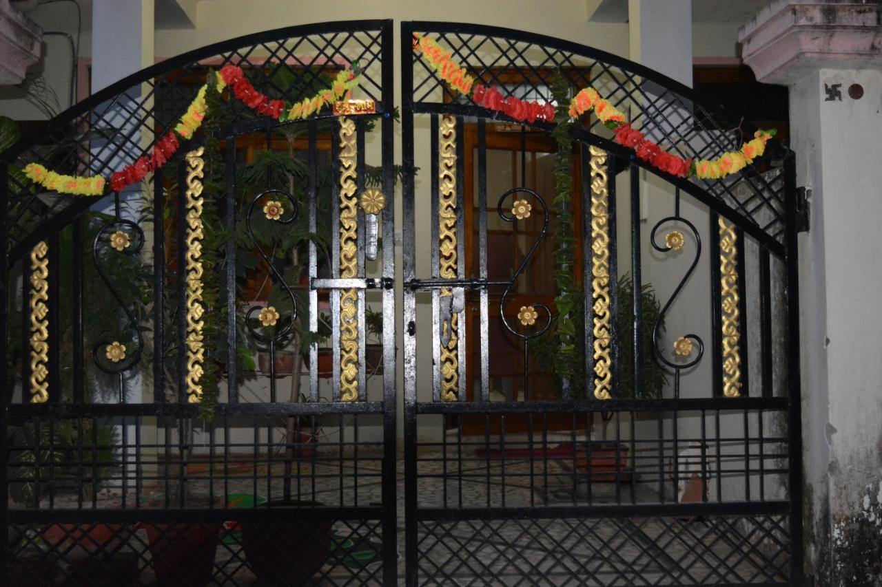 Pratibha Home Stay Jabalpur Eksteriør bilde