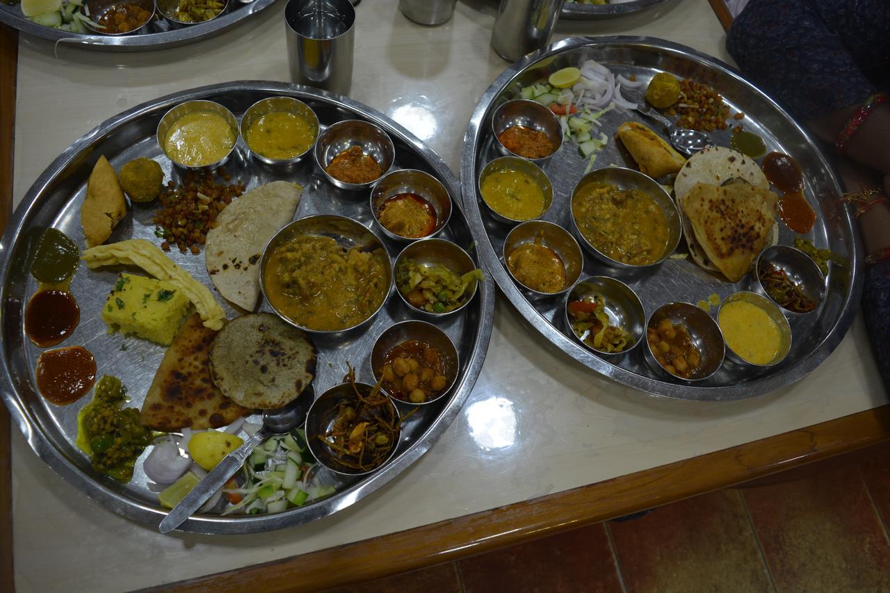 Pratibha Home Stay Jabalpur Eksteriør bilde