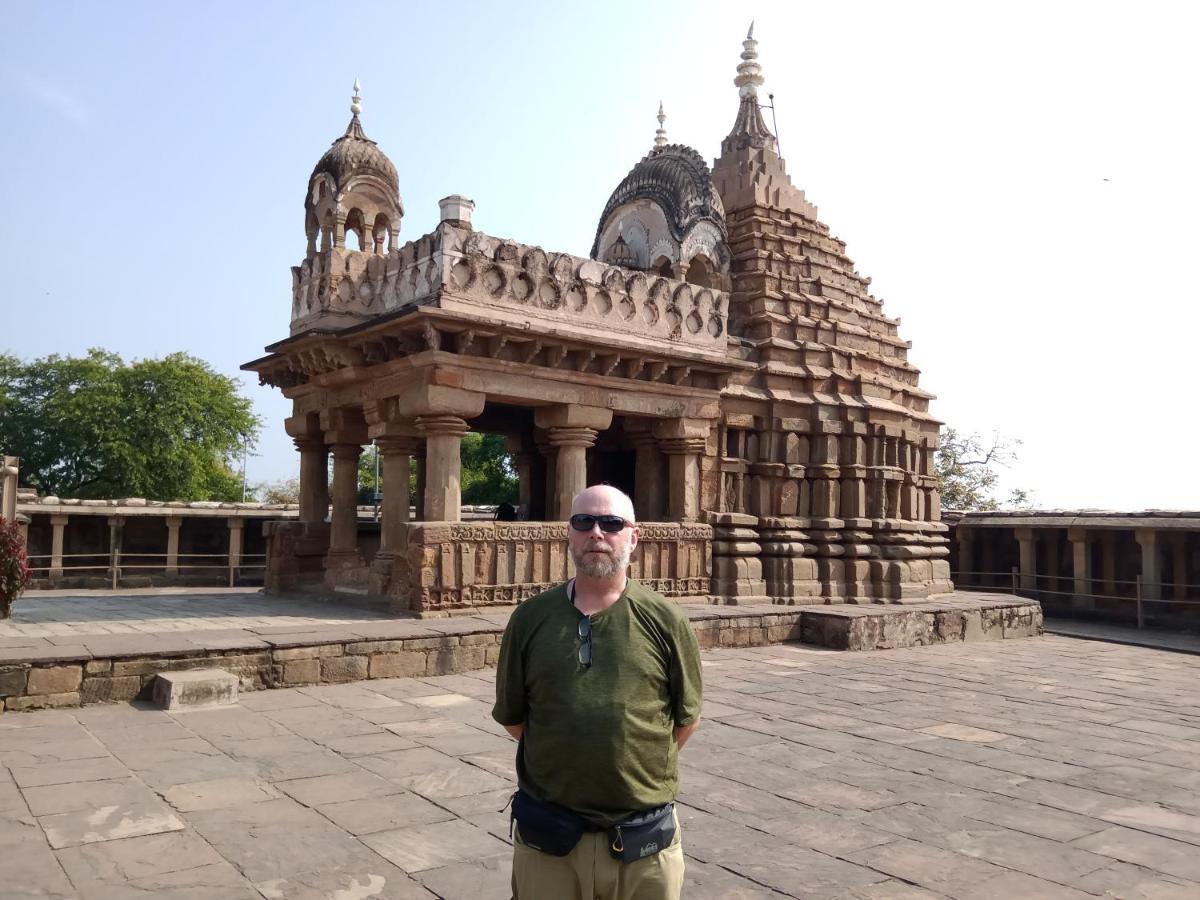 Pratibha Home Stay Jabalpur Eksteriør bilde